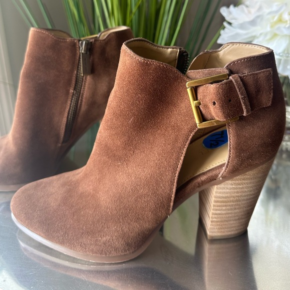 Michael Kors Chestnut Suede Ankle Booties - Picture 1 of 9